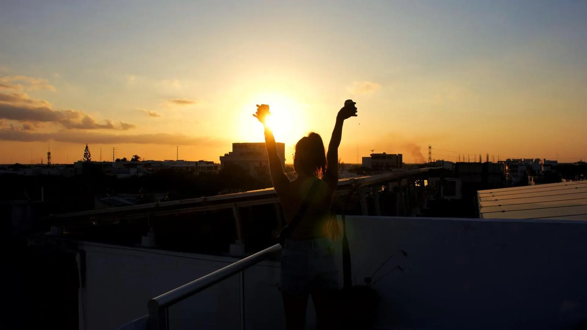 Chingon Anarchy Hotel & Roof Playa del Carmen