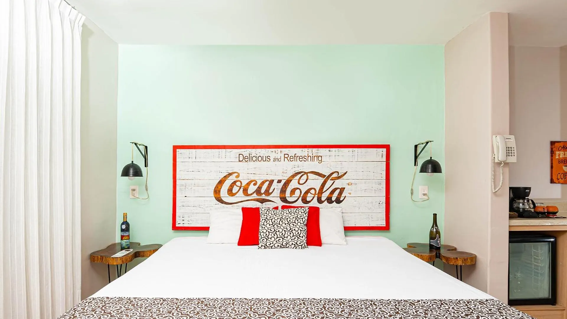 Chingon Anarchy Hotel & Roof Playa del Carmen