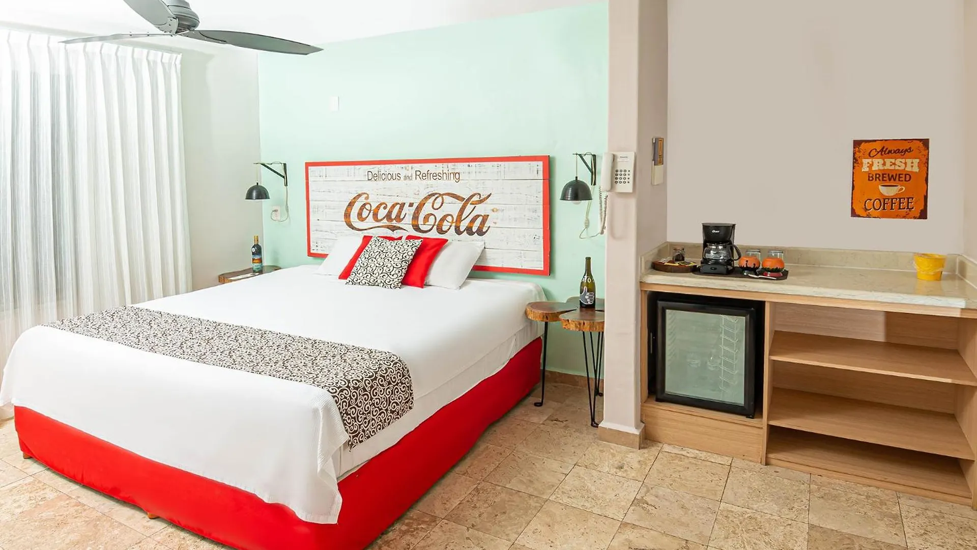 Chingon Anarchy Hotel & Roof Playa del Carmen