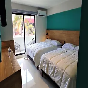 ** Hotel Kavia México
